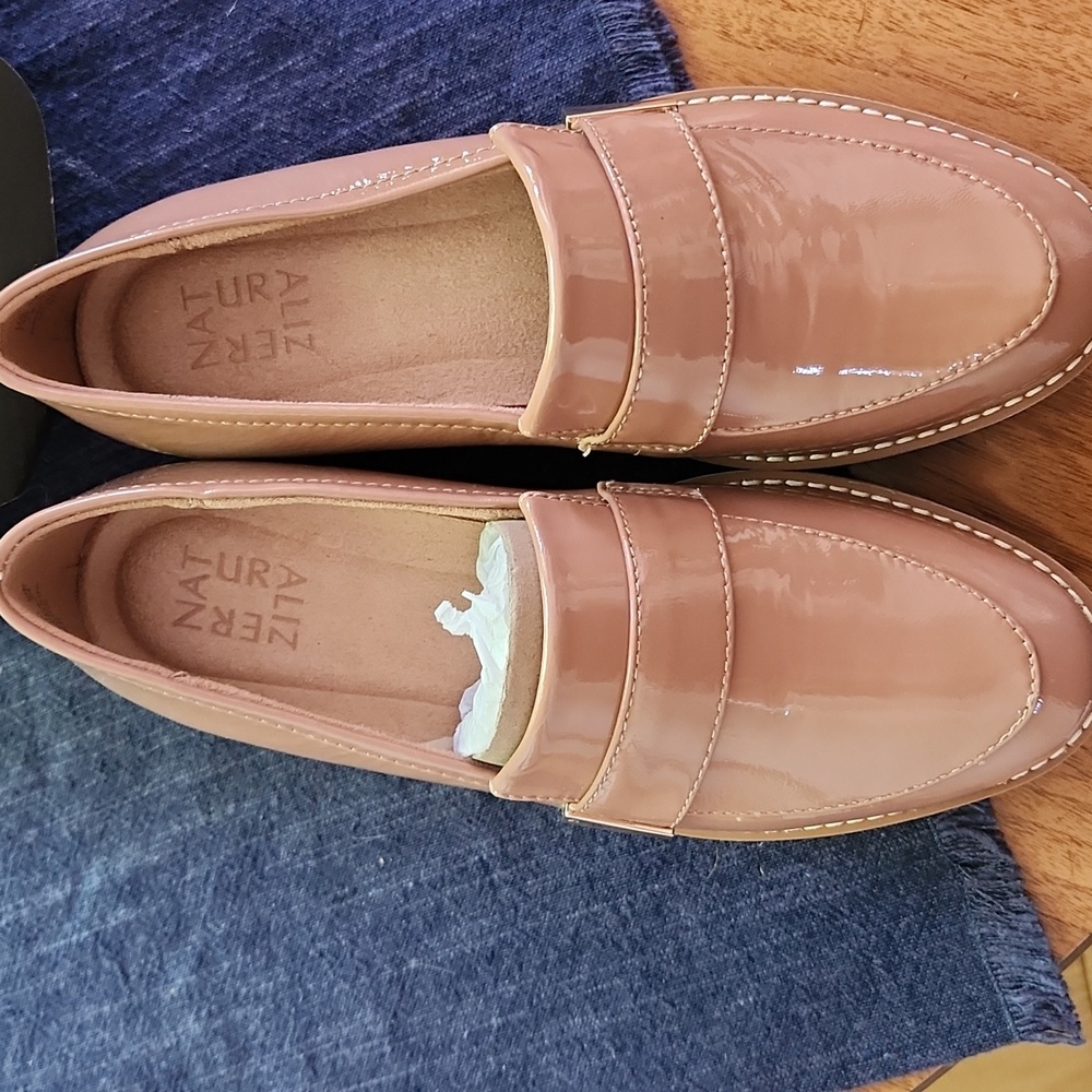 Abilene patent leather loafer
